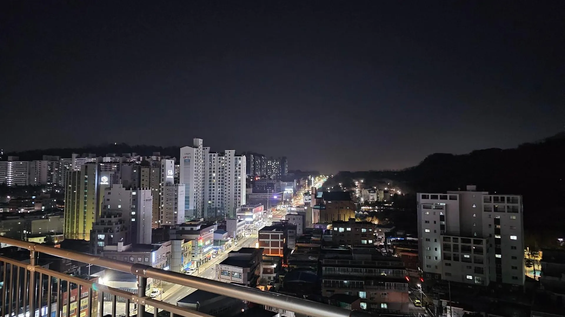 Moonlight Sonata Apartment Bucheon