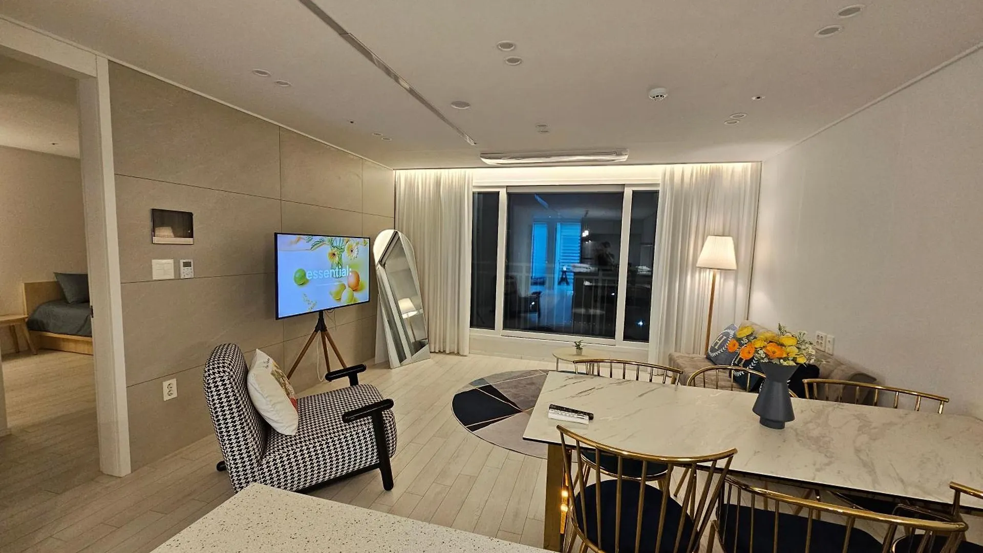 Moonlight Sonata Apartment Bucheon